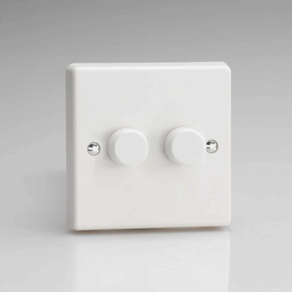 2 Gang V-PRO Dimmer 0-120W 1 Varilight JQP252W 2 Gang V-PRO Dimmer 0-120W 1