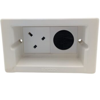 Syncbox SB-Direct flush socket with single power outlet – concealed wall solution for powering TVs and AV equipment.