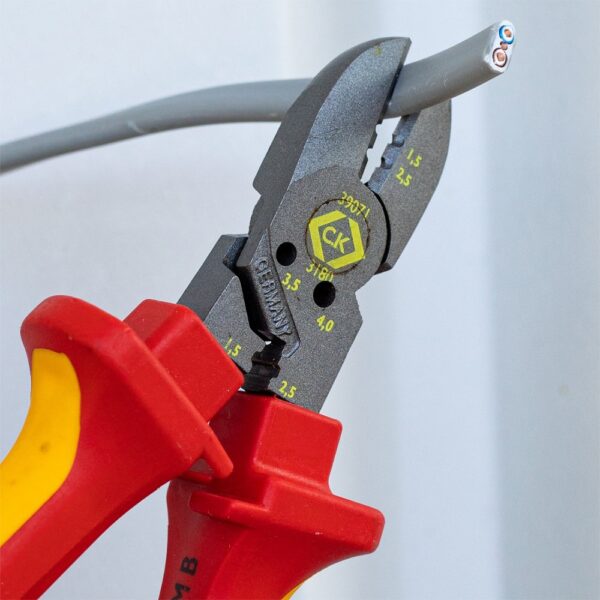 C.K Tools T39071-3180 RedLine VDE CombiCutter3 Max 180mm