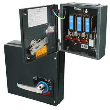 Axiom SF32 Axiom SF32 32A TPN Switch Fuse with Fuses