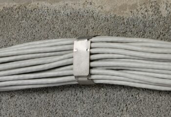 D-Line SAFE-D50/50 D-Line Safe-D U-Clip 50 Cable Fasteners 20x46x30mm - 50 Pieces 2