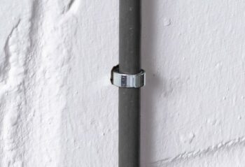 D-Line SD-STAG6S/100 D-Line Safe-D Stag Clips 6-8mm Single for 1x 6-8mm Cable - Galvanised - 100 Pieces 2