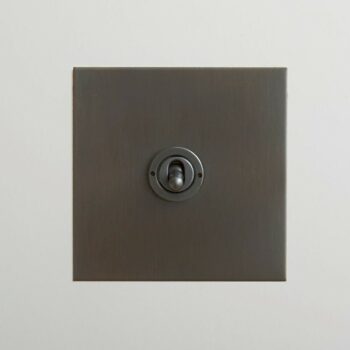 Forbes & Lomax 1GIN/BMA Forbes & Lomax 1GIN/BMA 1 Gang Intermediate Dolly Switch - Antique Bronze Plate