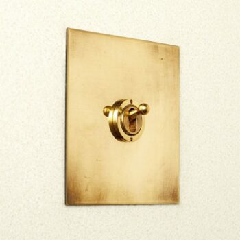 Forbes & Lomax 1GTW/OLB Forbes & Lomax 1GTW/OLB 1 Gang 2 Way Dolly Switch - Aged Brass Plate 1