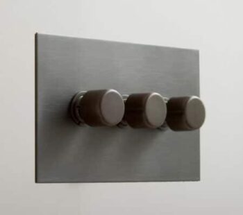 Forbes & Lomax 3GTE250/BMA Forbes & Lomax 3GTE250/BMA 3 Gang Rotary Dimmer - Antique Bronze Plate