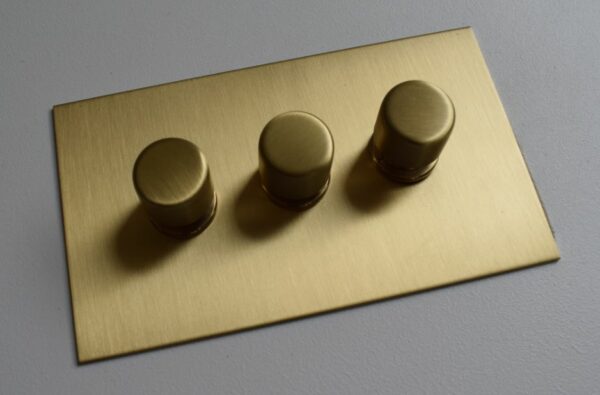 Forbes & Lomax 3GTE250/QBB Forbes & Lomax 3GTE250/QBB 3 Gang Rotary Dimmer - Brushed Brass 1