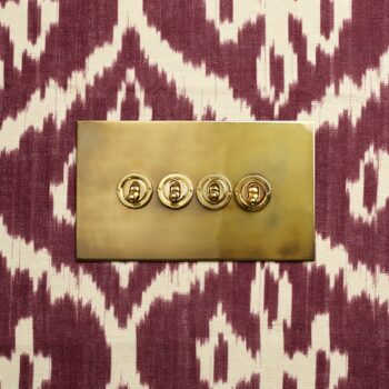 Forbes & Lomax 4GTW/OLB Forbes & Lomax 4GTW/OLB 4 Gang 2 Way Dolly Switch - Aged Brass Plate