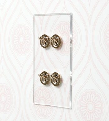 Forbes & Lomax V4GTW/N Forbes & Lomax V4GTW/N 4 Gang 2 Way Vertical Dolly Switch - Invisible Plate with Nickel