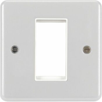 Hager WPP1EUW Hager Sollysta 1 Module Euro Style Accommodation Plate - White