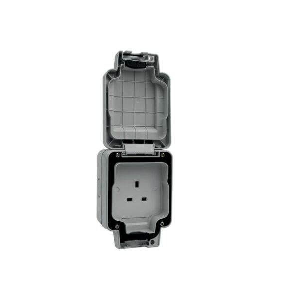 Hager WXPS81 Hager Sollysta 13A IP66 1 Gang Unswitched Outdoor Socket - Light Grey 5