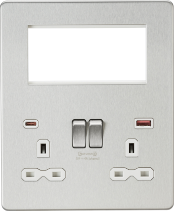 Knightsbridge SFR994BCW Knightsbridge Screwless Small Multimedia Combination Plate with FASTCHARGE - Brushed Chrome with White Insert