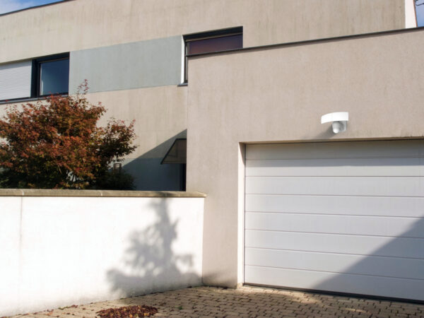 Lutec 7632201053 Lutec - Arc Security Light - Satin White - 5000K - PIR - Double Moveable Heads 2