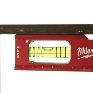 Milwaukee 4932459097 Milwaukee 4932459097 Billet Torpedo Magnetic Level 17cm 2