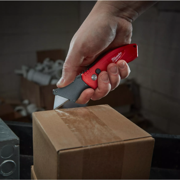 Milwaukee 4932471356 Milwaukee 4932471356 Fastback Compact Flip Utility Knife 5