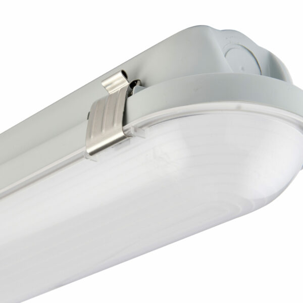 Saxby 103265 Saxby LED Anti-Corrosive batten 6500K 5FT IP65 24W 6