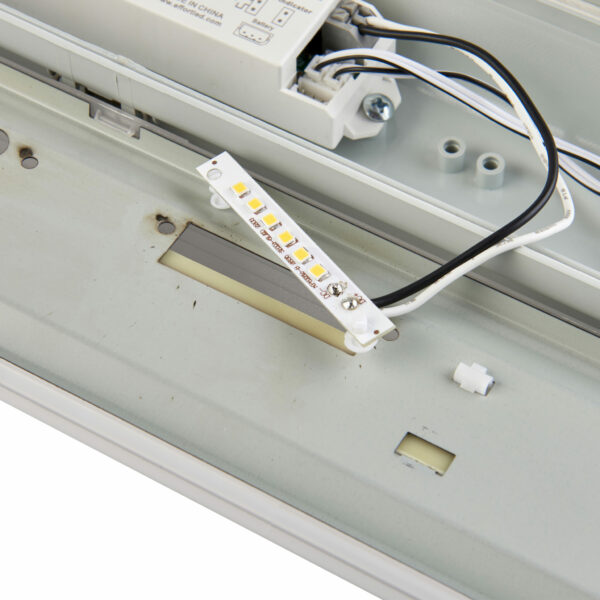 Saxby 103268 Saxby LED Anti-Corrosive batten 6500K 5FT High Lumen EM IP65 50W 7