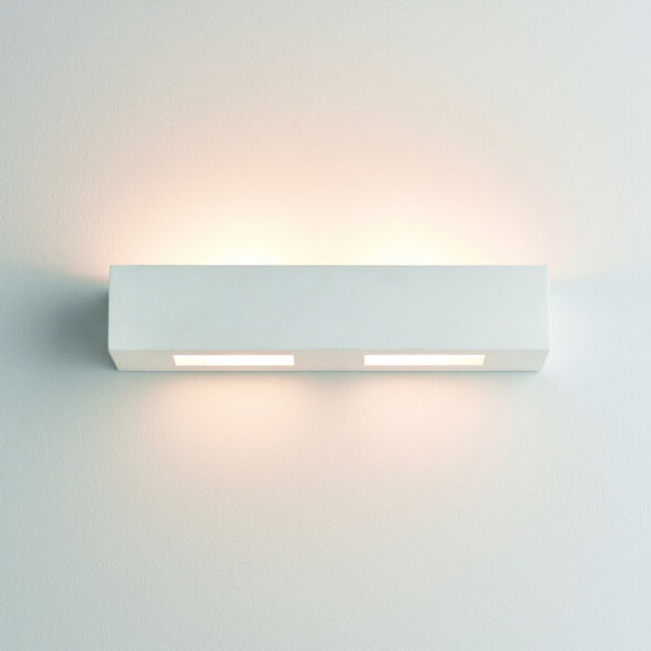 Saxby 10400 Saxby Box 2lt wall 28W 4