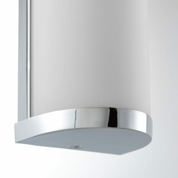 Saxby 39363 Saxby Ice 2lt wall IP44 28W 4