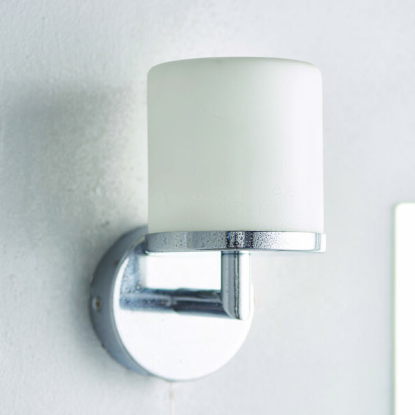 Saxby 39608 Saxby Lipco 1lt wall IP44 28W 5