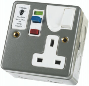 Timeguard RCD03MAVN Timeguard Valiance+ RCD Protected Active Single Gang Metal Switched Socket 1