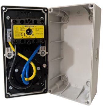 Niglon 16113 32A 110V IP44 Compact Interlocking Switched Socket