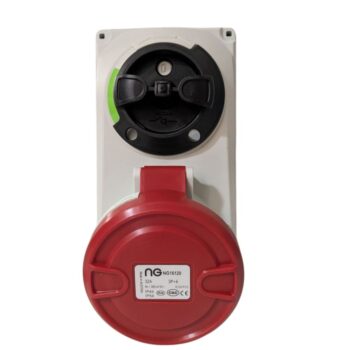 Niglon 16120 32A 415V IP44 4 Pin Compact Interlocking Switched Socket