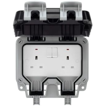 BG IP66 13A Weatherproof Outdoor Socket with LED indicators and lockable lid