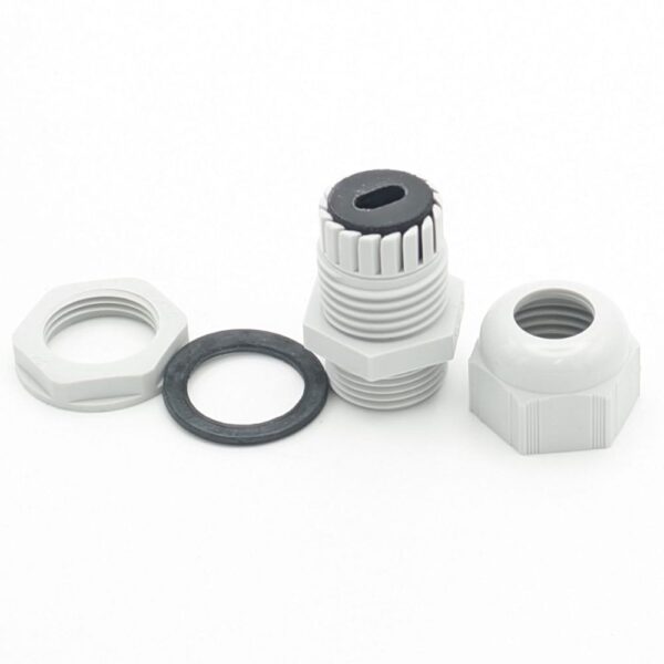 SWA CUGN-TYPE5 M20 Gland – 18th Edition-compliant nylon gland with grey insert for sealing 1–1.5mm² flat T&E cables in consumer units.