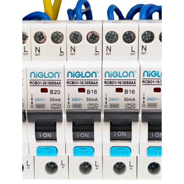 ⚡ Niglon M3CU16SP/Kit - IP20 Metal Consumer Unit