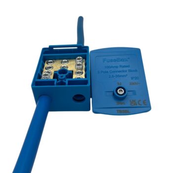 FuseBox TB5BL 100A blue terminal block with dual screw clamps and safety cover, ideal for neutral meter tail connections in consumer units and boards