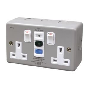 RCD Sockets - Electrical4less
