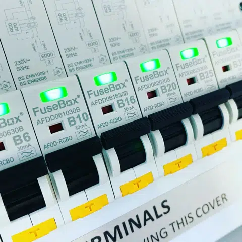 Buying a Consumer Unit 9 Fusebox AFDD