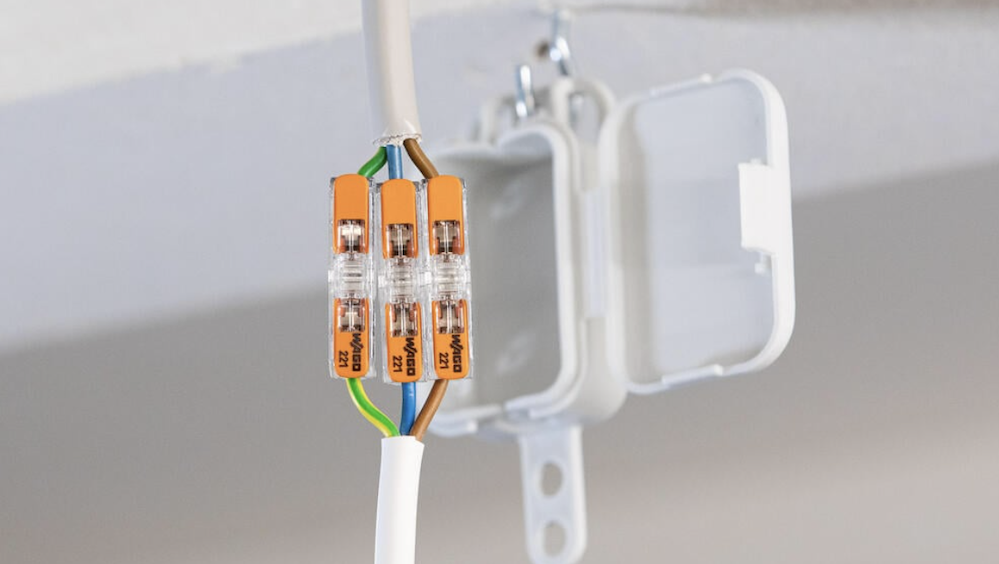 Simplify Connections with WAGO! 4 WAGO 4