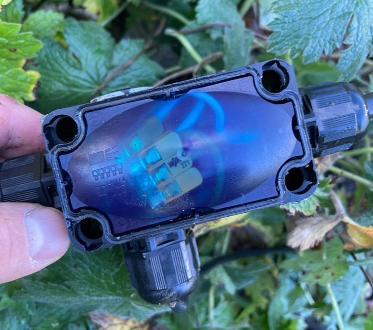 The Secret to a Perfect Outdoor Wiring Project with Wiska, Wago & RayTech Magic Gel 2 Wiska Wago Kit