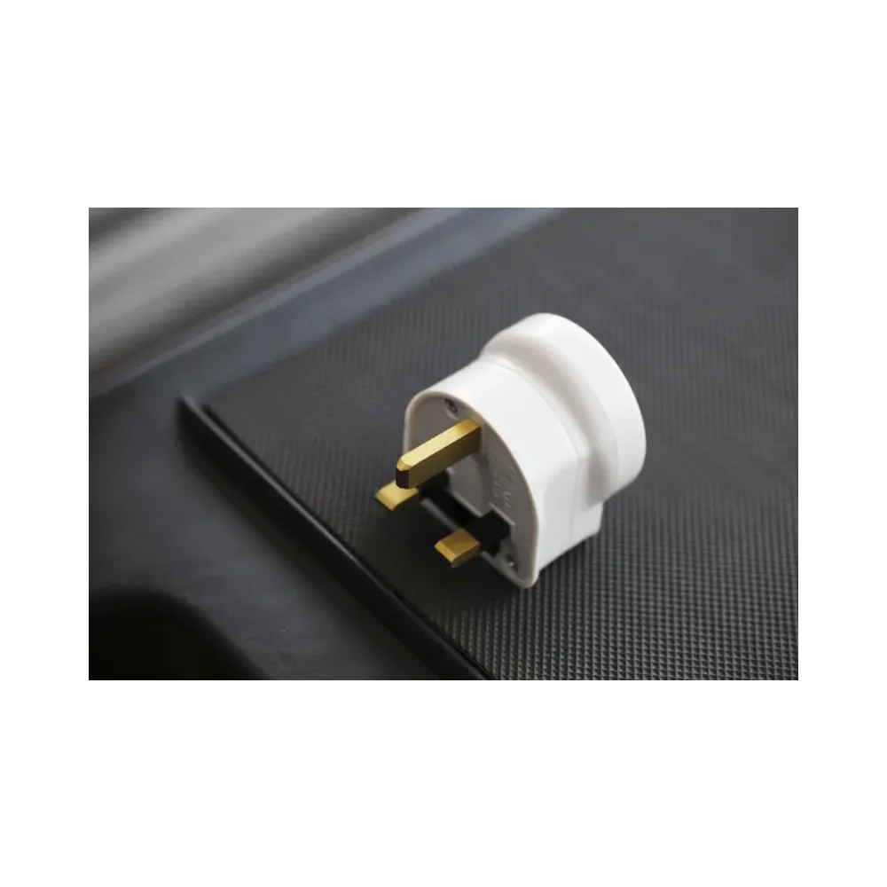 RS PRO 13A Europe to UK Travel Adapter 4 RS PRO 13A Europe to UK Travel Adapter 4
