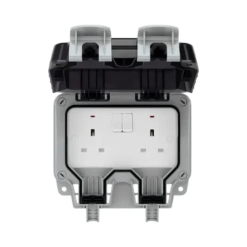 BG IP66 13A Weatherproof Outdoor Socket with LED indicators and lockable lid