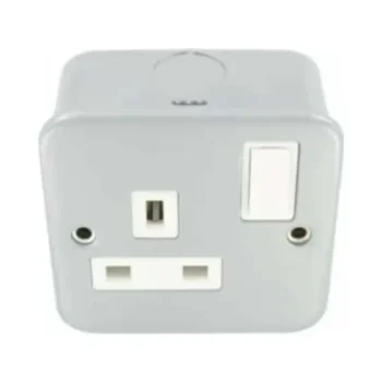 Metal Clad Socket 1 Gang D.P