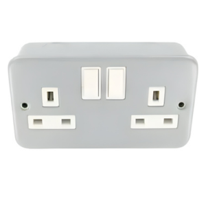 Deligo Metal Clad Sockets