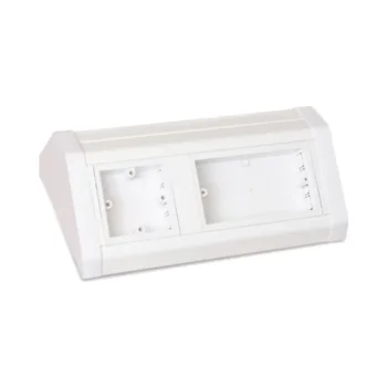 Univolt BT1+2GD WH 3 Gang Double Sided Bench Box