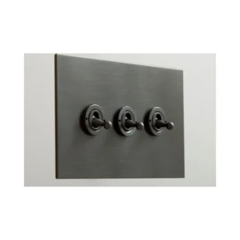 Forbes & Lomax 3GTW/BMA Forbes & Lomax 3GTW/BMA 3 Gang 2 Way Dolly Switch - Antique Bronze Plate