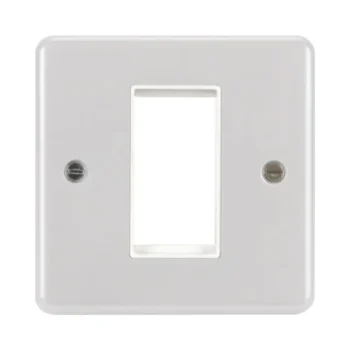 Hager WPP1EUW Hager Sollysta 1 Module Euro Style Accommodation Plate - White