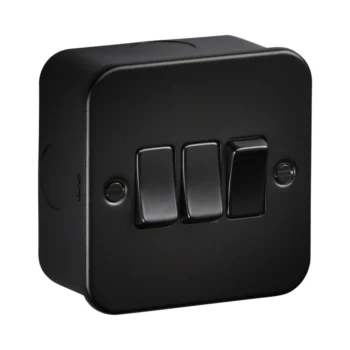 Knightsbridge M4000TB Black Metal Clad 3 Gang Switch