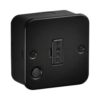 Knightsbridge M6000FTB Black Metal Clad Spur Flex Outlet