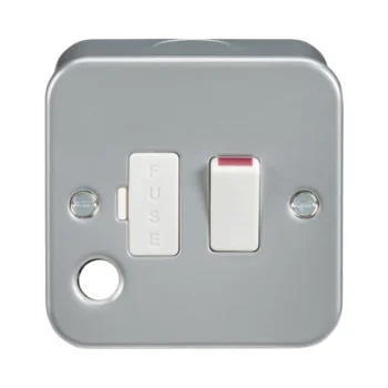 Knightsbridge M6300F Grey Metal Clad Spur Flex Outlet