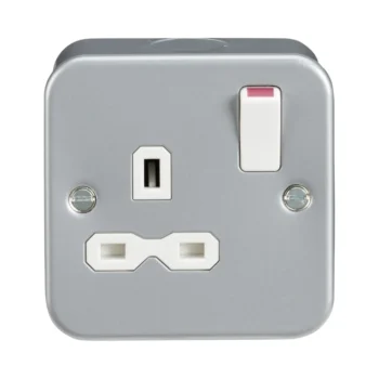 Knightsbridge MR7000 Grey Metal Clad Single Socket