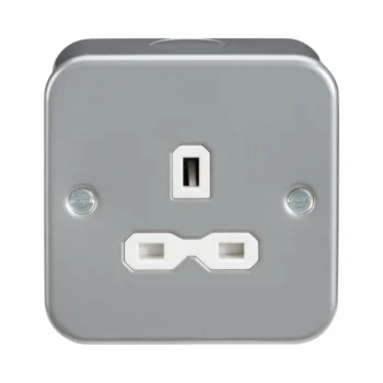 Knightsbridge MR7000U Grey Metal Clad Single Socket