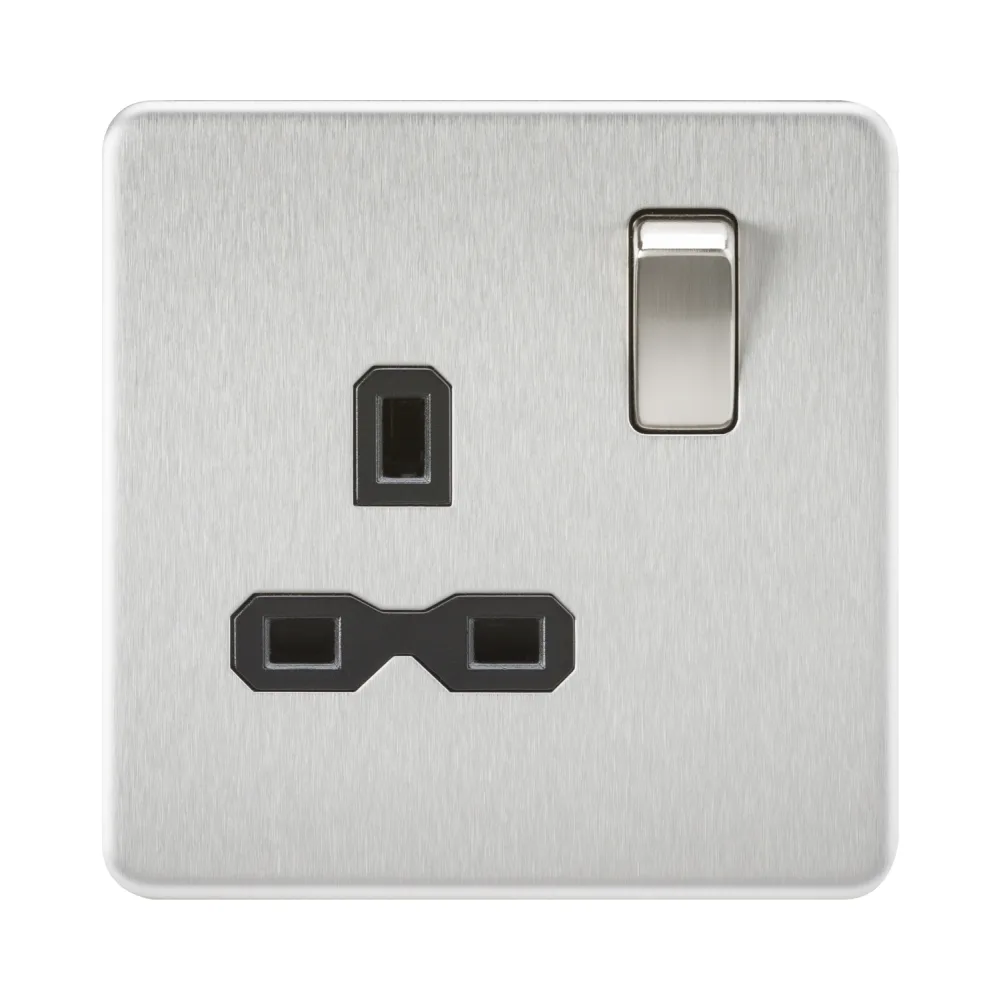 Knightsbridge SFR7000BC Screwless Brushed Chrome with Black Insert 13A 1G Switched Socket 1 Knightsbridge SFR7000BC Screwless Brushed Chrome with Black Insert 13A 1G Switched Socket