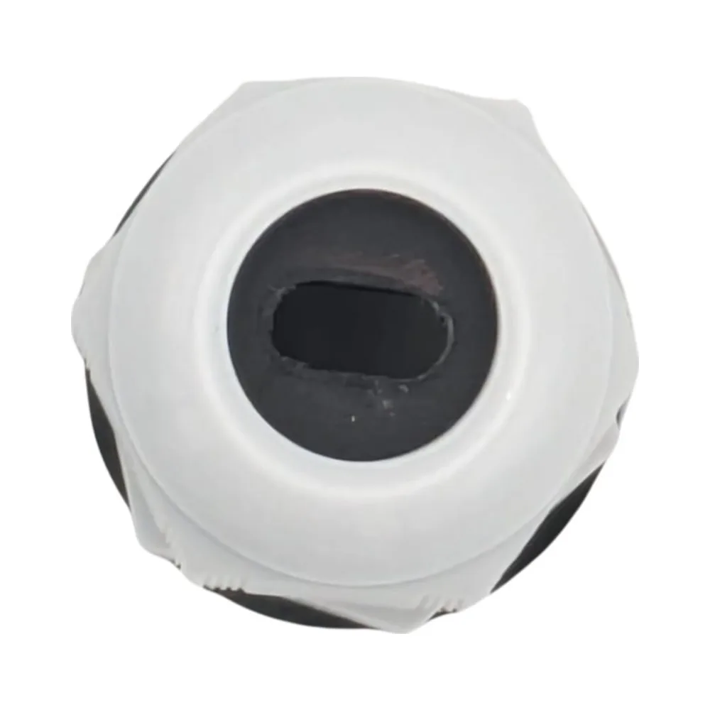 SWA CUGN-TYPE6 Nylon M20 Gland for 1 x 2.5-4mm Flat Twin and Earth Cable 4 SWA CUGN-TYPE6 Brass M32 Gland – 18th Edition-compliant gland for 2 x 16mm meter tails and 1 x 16mm earth tail with flame-resistant insert.