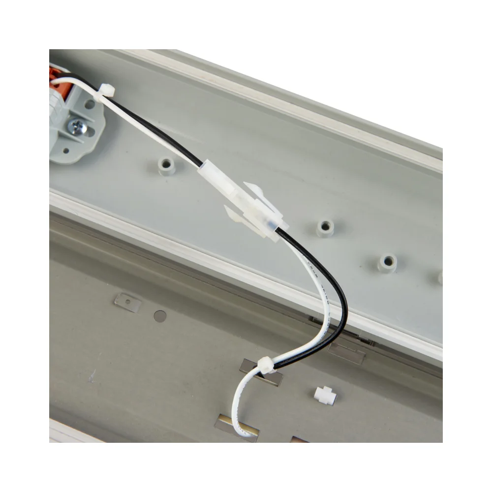 Saxby LED Anti-Corrosive batten 4000K 6FT IP65 35W 5 Saxby 103255 Saxby LED Anti-Corrosive batten 4000K 6FT IP65 35W 5