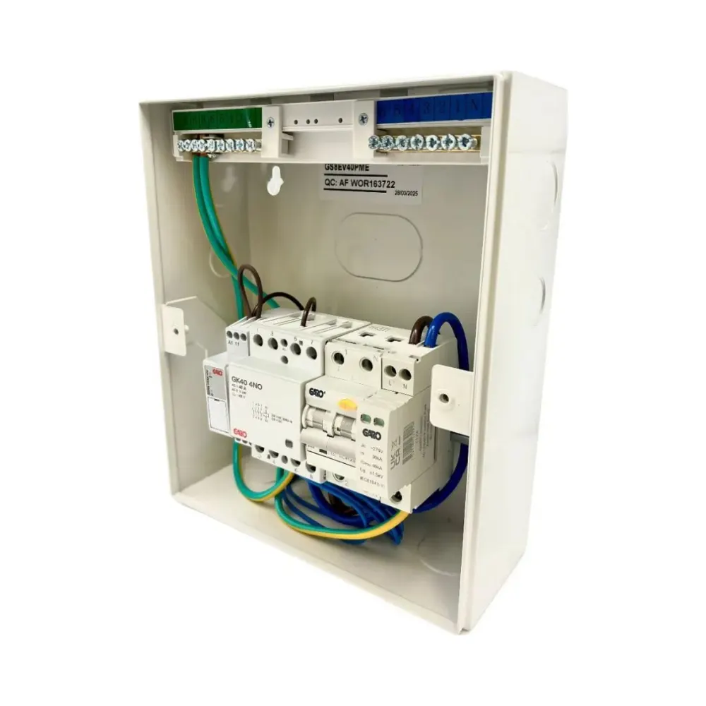Garo GS8EV40CPME EV Consumer Unit with PEN Fault Detection | C40A RCBO Type A + SPD 2 Garo GS8EV40CPME EV Consumer Unit with PEN Fault Detection | C40A RCBO Type A + SPD 2